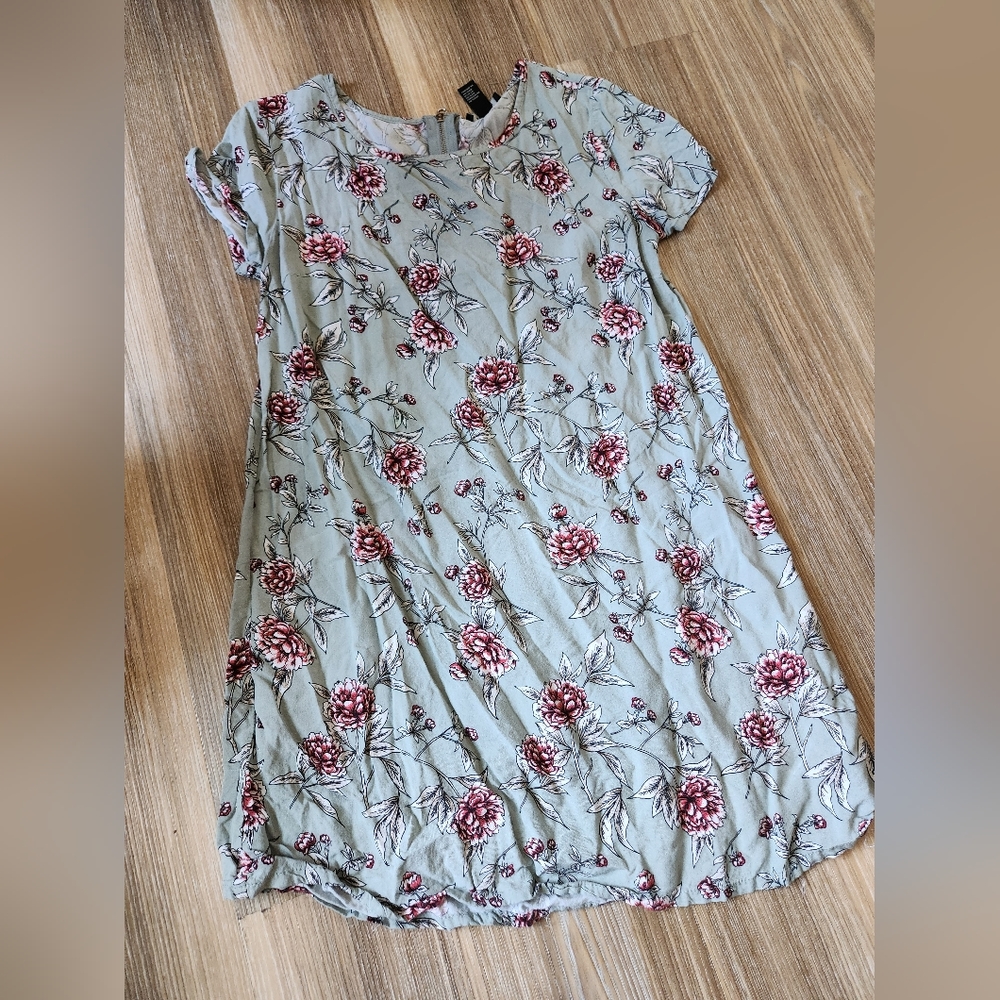 90's style floral dress